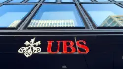 UBS يجعل إتقان الذكاء الاصطناعي شرطاً للتوظيف.. والقطاع المصرفي يعيد رسم وظائف المستقبل