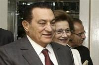 سويسرا تجمدُ أرصدةَ و أصولَ مُبارك لديها..و تبدأ في إحصاءِ حساباتِ مُعاونيه
