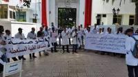 مهنيو قطاع النقل الصحي ينتفضون ضد تفويت خدمات النقل الصحي الى شركات خاصة.