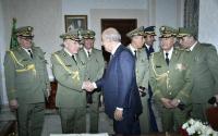 استمرار النجاحات المغربية يُفْقِد الكابرانات عقولهم ويوصل النظام العسكري الجزائري إلى "السعار"