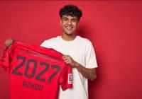 بايرن ميونيخ يحصن موهبته المغربية آدم أزنو بعقد احترافي