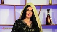 بالفيديو ..راقصة مصرية تقدم برنامجا دينيا في رمضان!