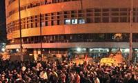سقوط مبان حكومية في أيدي محتجين في محافظة السويس المصرية