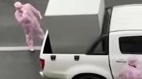 الصين تضع مصابي كورونا داخل صناديق معدنية وتنقلهم لمعسكرات حجر صحي