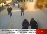 سقوط قنبلة مباشرة على مجموعة من السوريين - فيديو مرعب