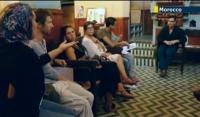 غريب : بنت محجبة تنشر الثقافة اليهودية بالمغرب