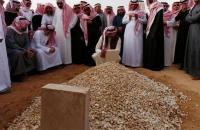 لحظة دفن الملك عبد الله بن عبدالعزيز