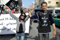 بذكريات سوداء : الناشطة اليسارية " وفاء شرف " تغادر سجن طنجة بعد سنتين الاعتقال