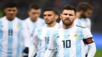ميسي يفكر في اعتزال اللعب نهائيا مع المنتخب الأرجنتيني
