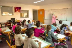 مندوبية التخطيط: المغرب يحقق تقدماً على مستوى الولوج إلى المدرسة وتراجعا ملموسا في نسب الأمية