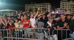 فرحة هستيرية تهز "فان زون" الدار البيضاء بعد هدف صيباري في شباك البرازيل