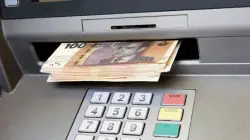 وجدة.. اعتقال أفراد عصابة لجؤوا إلى حيلة ذكية للسطو على الحسابات البنكية للضحايا