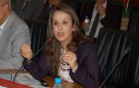 وزيرة "جوج فرانك:سيارات الوزراء قديمة و انا وقفات ليا الطوموبيل و درت أطوسطوب