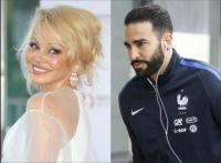 هل سيعلن المغربي "عادل رامي" عن زواجه من الممثلة الإباحية "باميلا أندرسون"؟