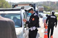 سائق سيارة أجرة في ورطة بسبب تزوير رخص استثنائية للتنقل