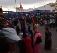 البلوكاج ينتقل من باب سبتة إلى بني نصار، والمهربون يغلقون المعبر بشكل تام