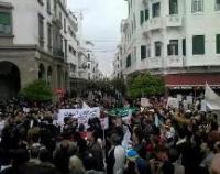 مسيرة و وقفة سلمية لحركة 20  فبراير بتطوان  17  أبريل 2011 