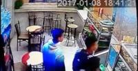 بالفيديو.. لحظة سرقة ثلاثة شباب مطعمًا في المغرب بطريقة ماكرة