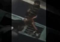 بالفيديو: عقاب وحشي لرجل شرب الماء دون استئذان