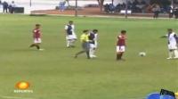 لاعب يتعمد إضاعة ركلة جزاء و السبب؟ 