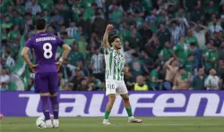 "الزلزولي" يُقرِّب ريال بيتيس من أول نهائي أوروبي في تاريخه