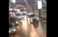 مشرمل يقطع شارعا على المواطنين وهو في حالة سكر بمدينة مكناس