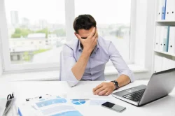 كيف تؤدي العادات الغذائية إلى الإجهاد وانخفاض مستويات الطاقة