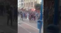 امواج بشرية تجتاح مدينة الحسيمة في مسيرة يوم العيد