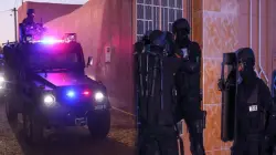 شاهد لحظات مداهمة "البسيج" لمنزل في طنجة لتوقيف متطرفين