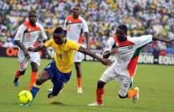 طعن غابوني بمراكش كان يرتدي قميص منتخب بلاده 