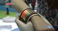 بالفيديو: الكشف عن أول هاتف ذكي قابل للطي في العالم