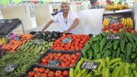 فقط في الجزائر : الخضر والفواكه لمن استطاع اليها سبيلا