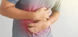 أطعمة ومواد غذائية تسبب قرحة المعدة..تجنبها