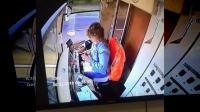 سائقة ترام تتسبب في حادث سير بسبب انشغالها بهاتفها