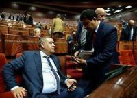 سخرية على مواقع التواصل من حامي الدين و هو يطلب رقم هاتف لفتيت