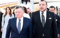 الملك محمد السادس يستقبل العاهل الأردني الذي حل في زيارة رسمية