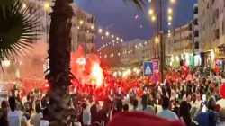 فرحة تأهل المنتخب لربع نهائي المونديال تجتاح شوارع فاس