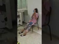 "فيديو" يوثق لفضيحة "رفض" معالجة مريضة بكورونا وقريبها يهدد بالخروج للشارع ونشر العدوى