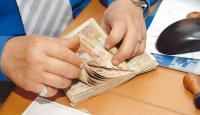 أخيرا...الحكومة تتوصل إلى حل مع الأبناك لإلغاء الزيادة التي تم فرضها على المواطنين الذين طلبوا تأجيل أقساط القروض