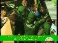 القذافي من جديد: من أنتم؟ أنا معي الملايين..إلى الأمام
