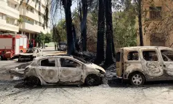 فاس..حريق يلتهم 3 سيارات في ظروف غامضة ورجال الوقاية المدنية تتدخل لإخماده