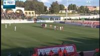 شغب بين جماهير الرجاء و اتحاد الخميسات .. تراشق بالحجارة والكراسي