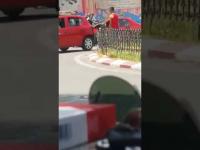 الكريساج بالسيوف وفي واضحة النهار بفاس (فيديو)