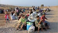 حقوقيون يطالبون " العثماني " بالتدخل العاجل لإنقاذ لاجئين سوريين عالقين بين المغرب و الجزائر