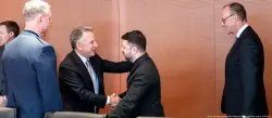 وسط تقدم المفاوضات.. أوكرانيا تتخلى عن طموح الانضمام للناتو