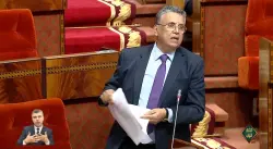 رد مثير للجدل.. وهبي يستشهد بفيلم مصري كلاسيكي لتبرير تفاقم الطلاق في المغرب