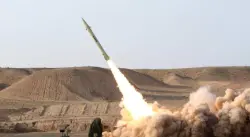 من جديد.. الحوثيون يقصفون مطار بن غوريون الاسرائيلي بصاروخ "فرط صوتي" دعماً لغزة