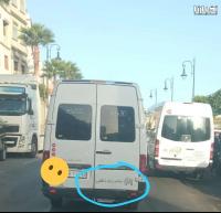 شعار احدى سيارات نقل العمال بمدينة طنجة !!