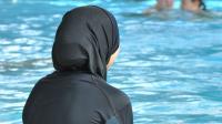 الصراع القائم في الشواطئ المغربية بين البيكيني والبوركيني بعيون ألمانية