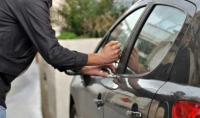 أمن تطوان يضع يده على 5 مبحوث عنهم وطنيا بسبب هذه التهم..أحدهم يتوفر على 90 مفتاحا للسيارات